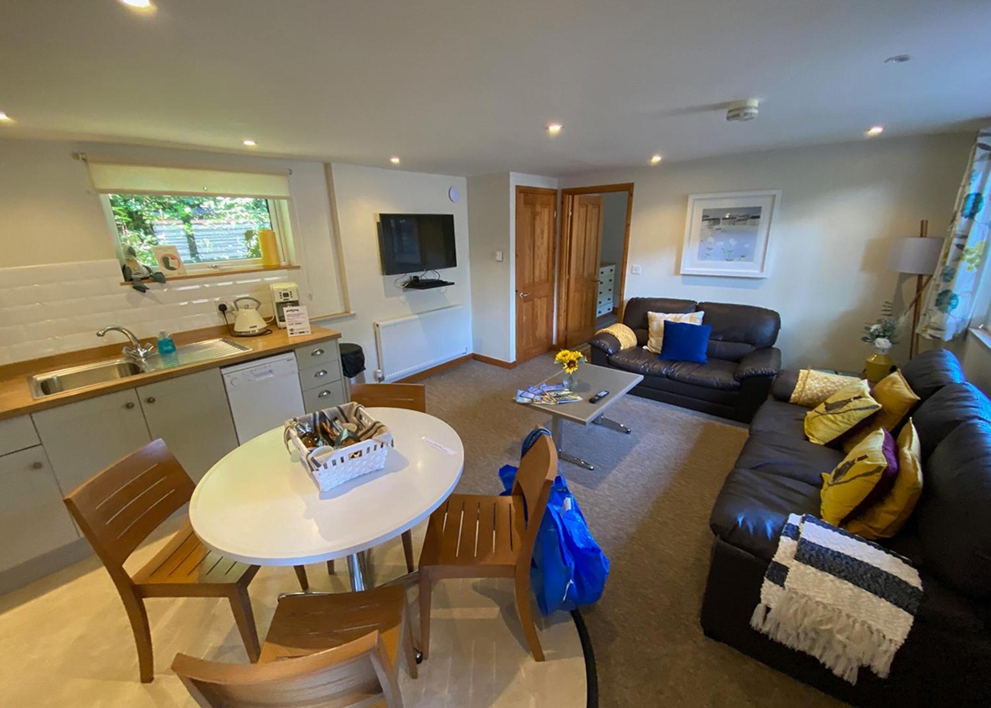 Ivyleaf Combe Lodges Stratton  Zimmer foto